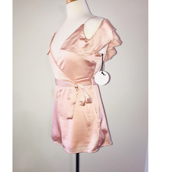 Milk & Honey Off The Shoulder Romper. Lined, Blush - Picture 7 of 8
